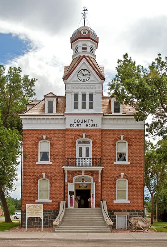 Beaver Courthouse and Historic District