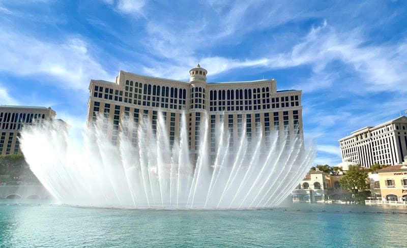 Bellagio Fountains - Ocean's Eleven