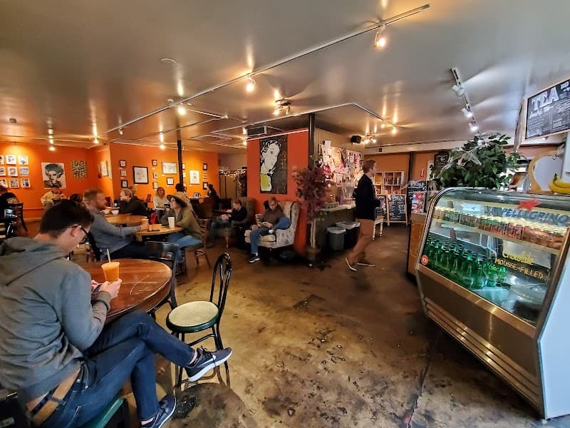 Café on 1st