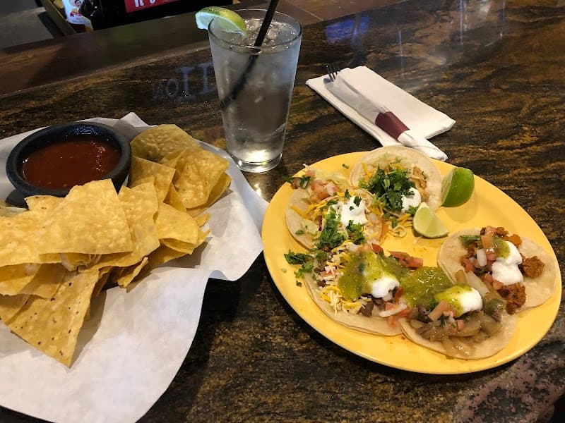 El Paisa Grill