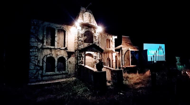 Haunted Scarecrow American Horror Theater