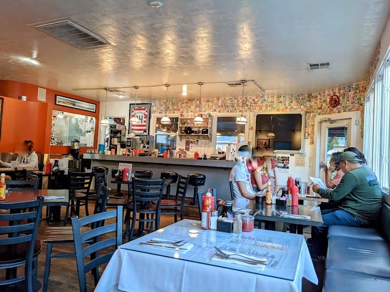 Park Cafe, The